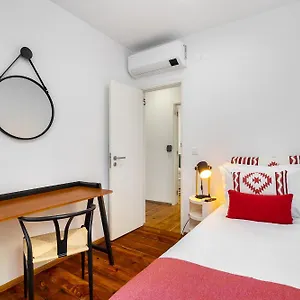 Maison d'hôtes Whome Urban Tech Retreat, Modern Hubs For Remote Living, Lisboa