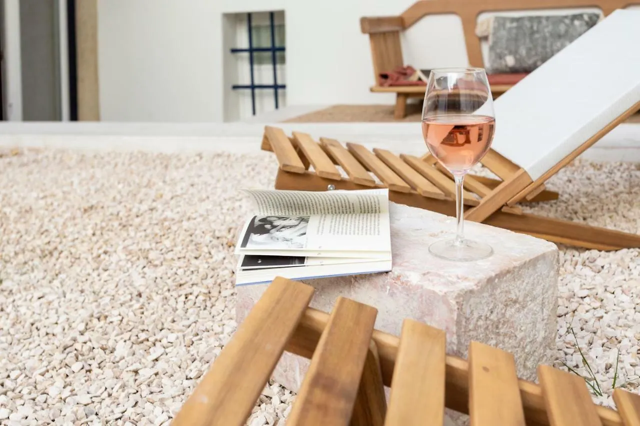 Archi-Pelago Alfama Design Suites Guesthouse Lisbon