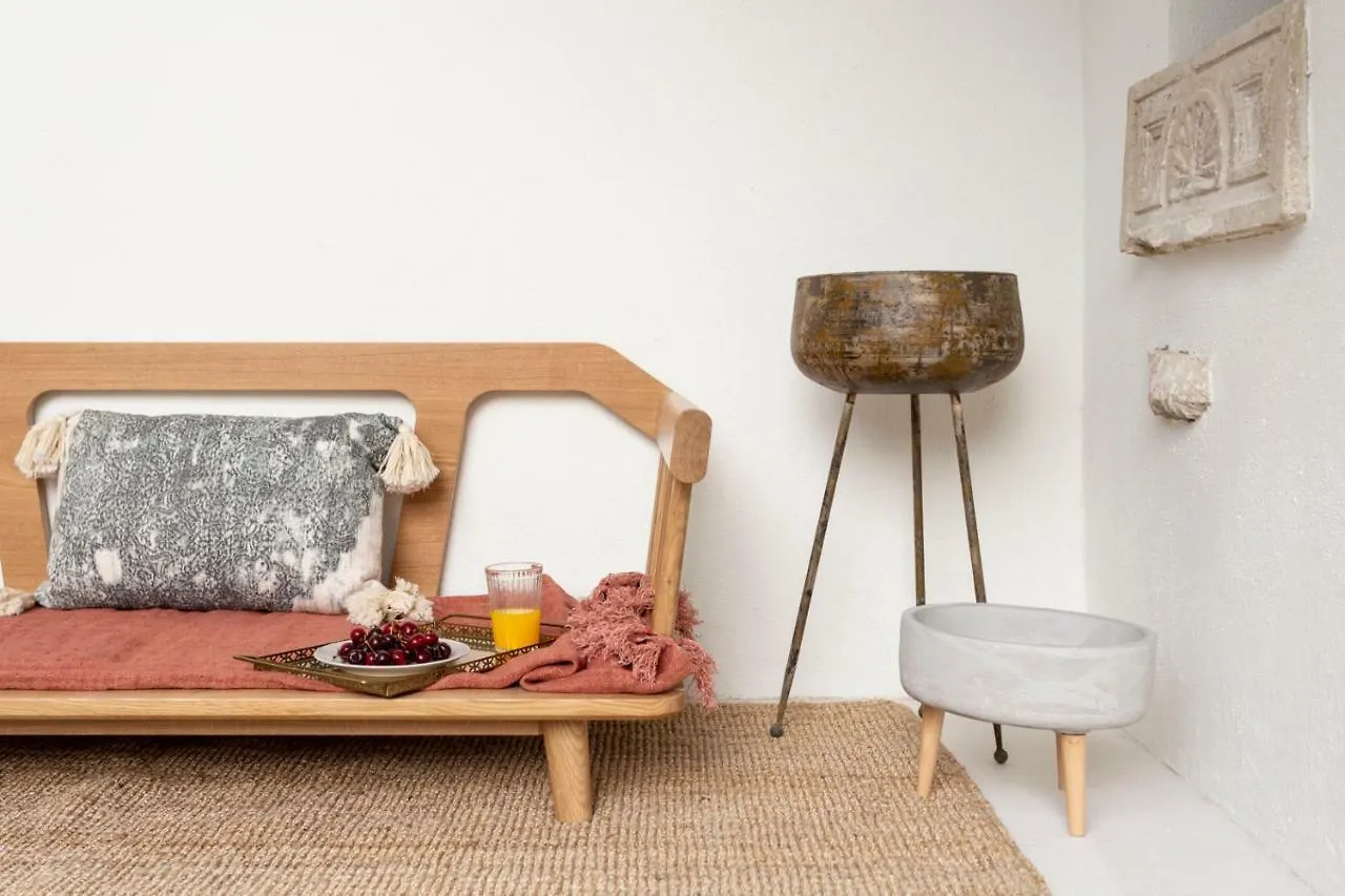 Archi-Pelago Alfama Design Suites Guesthouse Lisbon 2*,