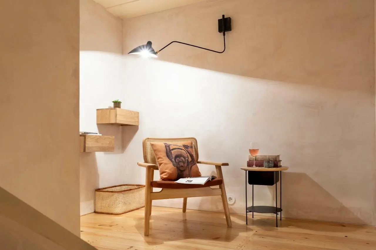 Archi-Pelago Alfama Design Suites Guesthouse Lisboa 2*,
